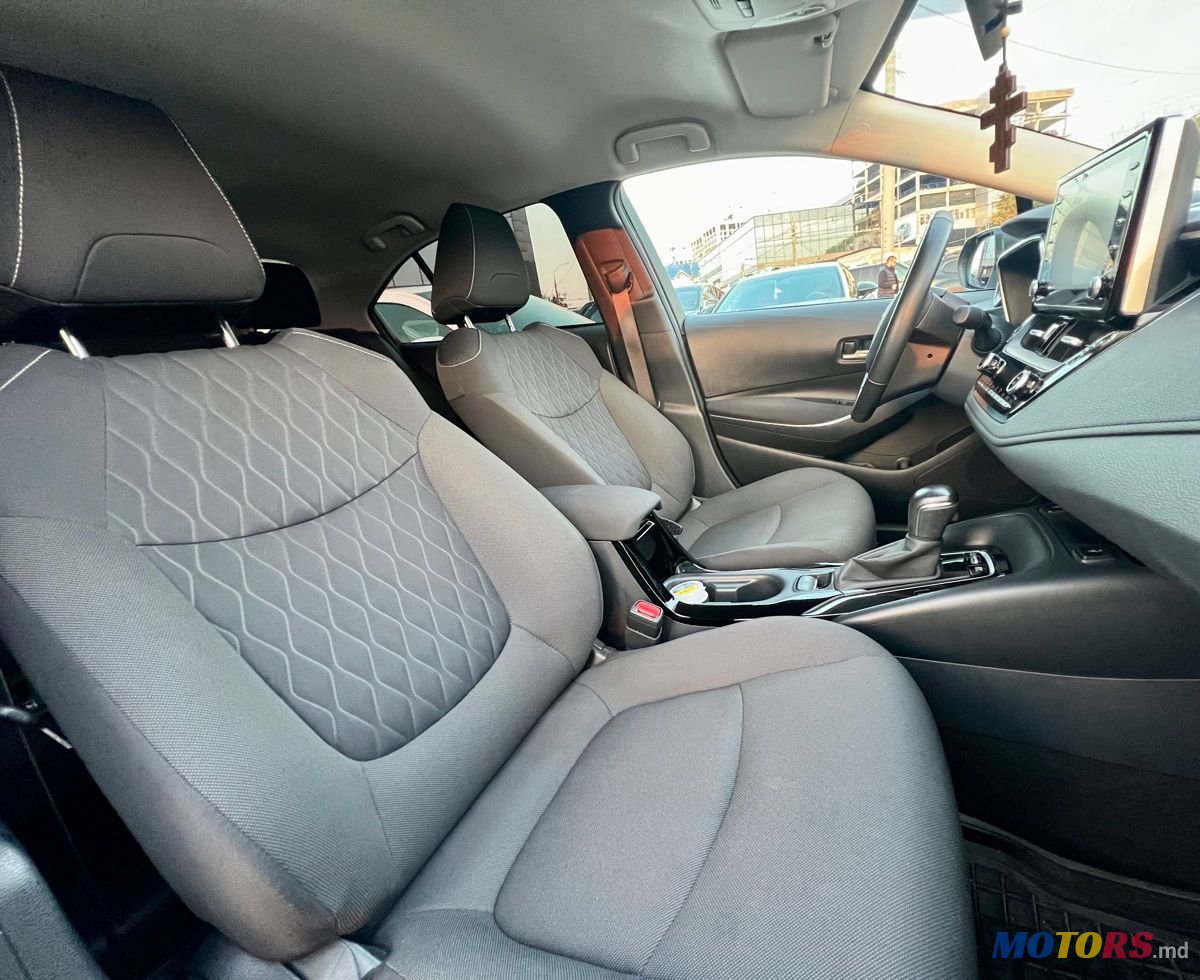 2020' Toyota Corolla photo #3