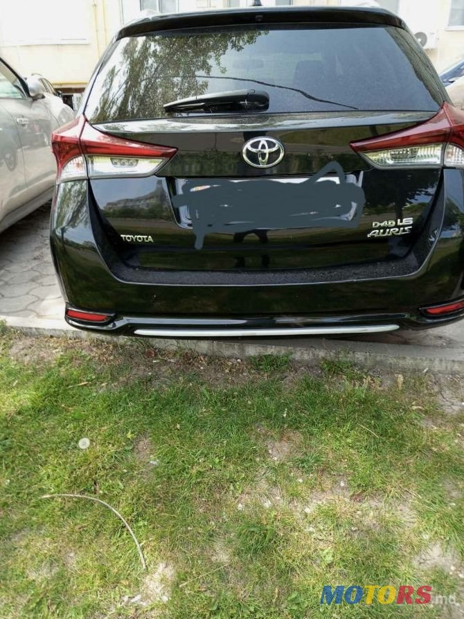 2016' Toyota Auris photo #5