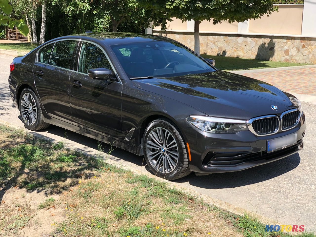 2019' BMW 5 Series photo #4