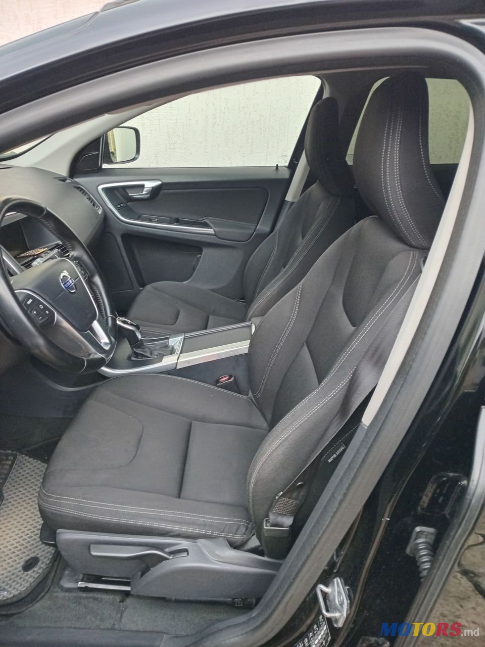 2013' Volvo XC60 photo #5