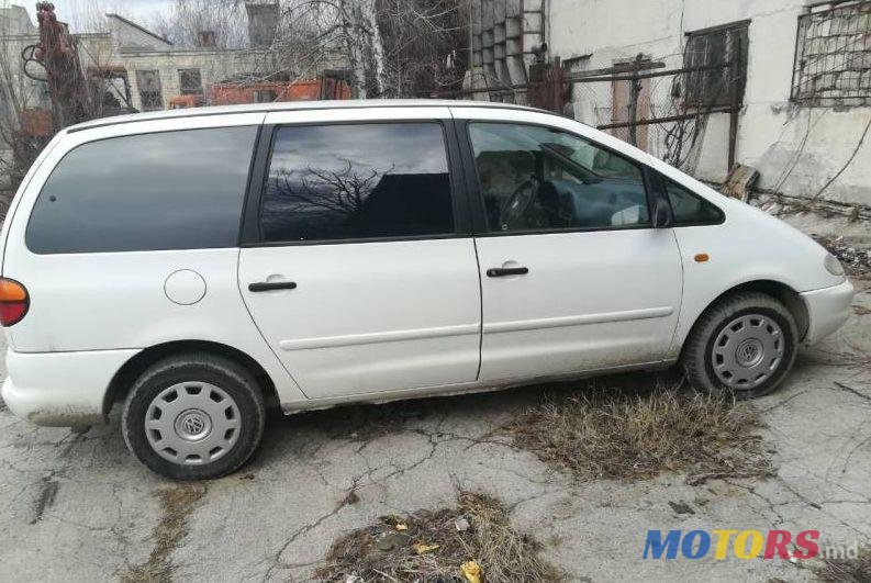 1999' Volkswagen Sharan photo #1