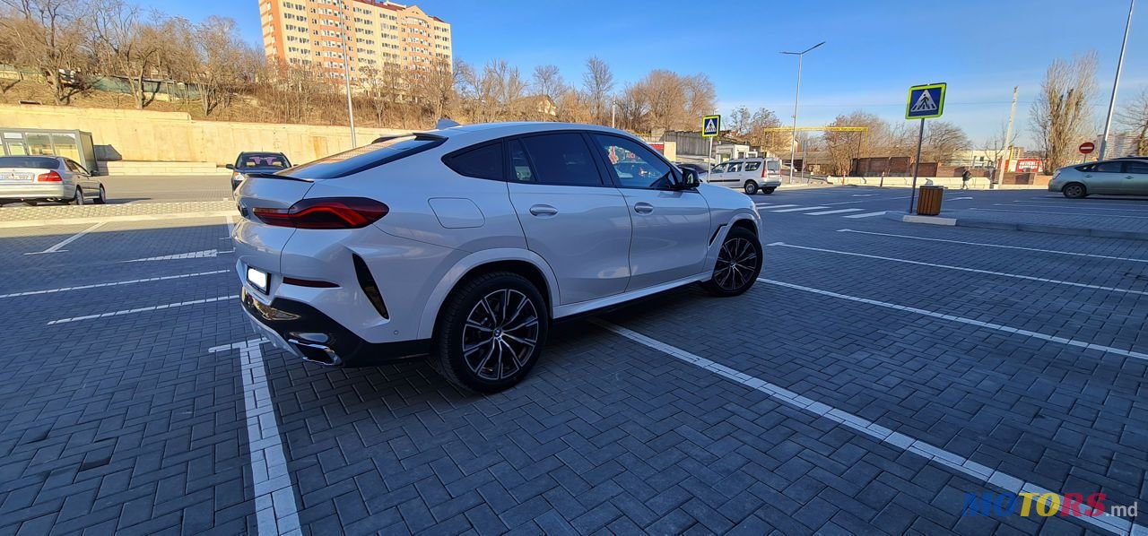 2020' BMW X6 photo #4