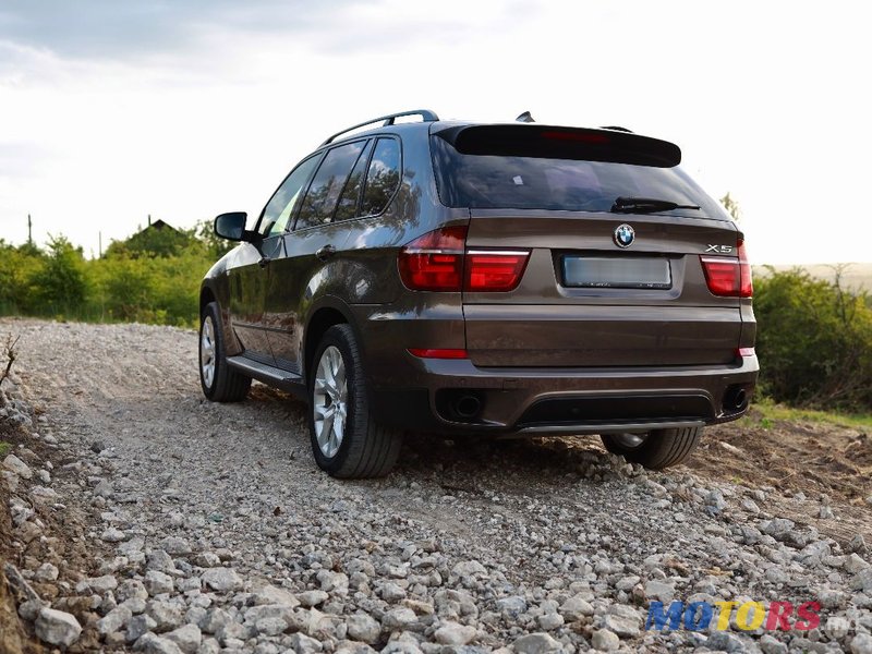 2011' BMW X5 photo #5