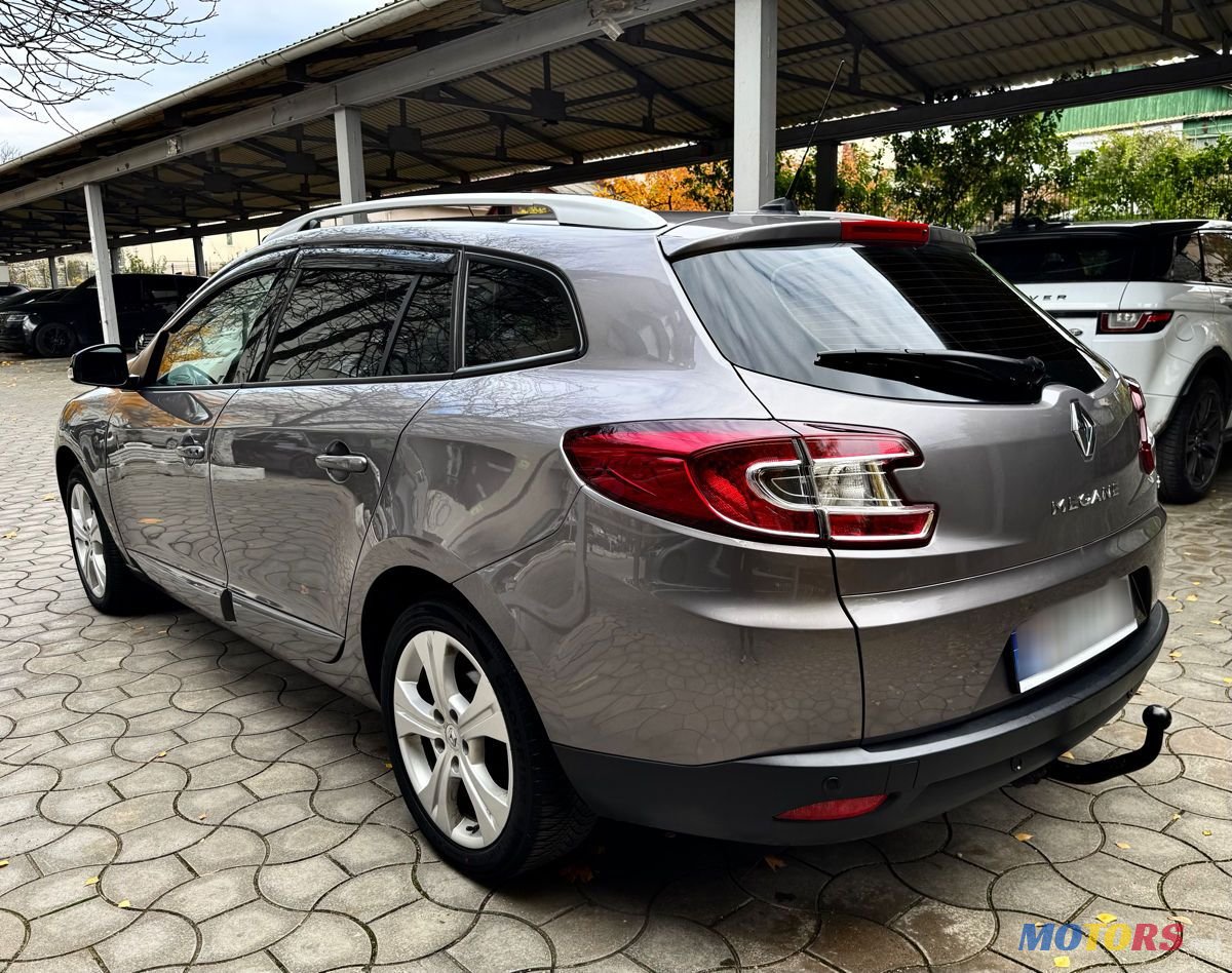 2012' Renault Megane photo #4
