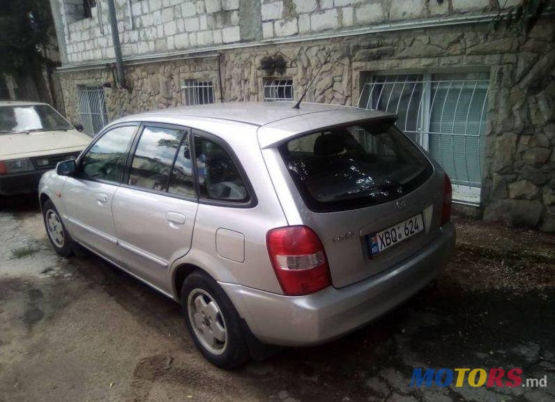 2000' Mazda 323 photo #1