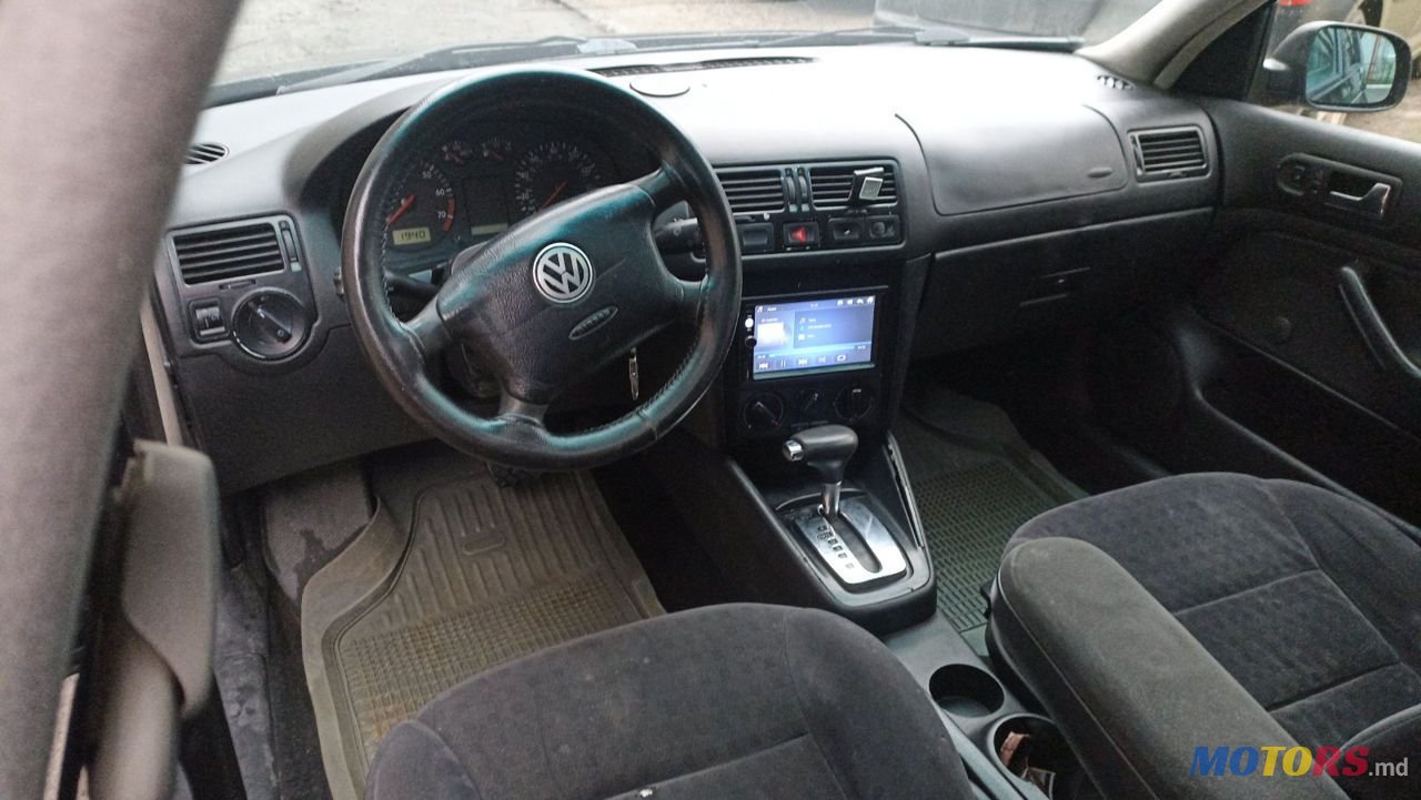 2003' Volkswagen Bora photo #3