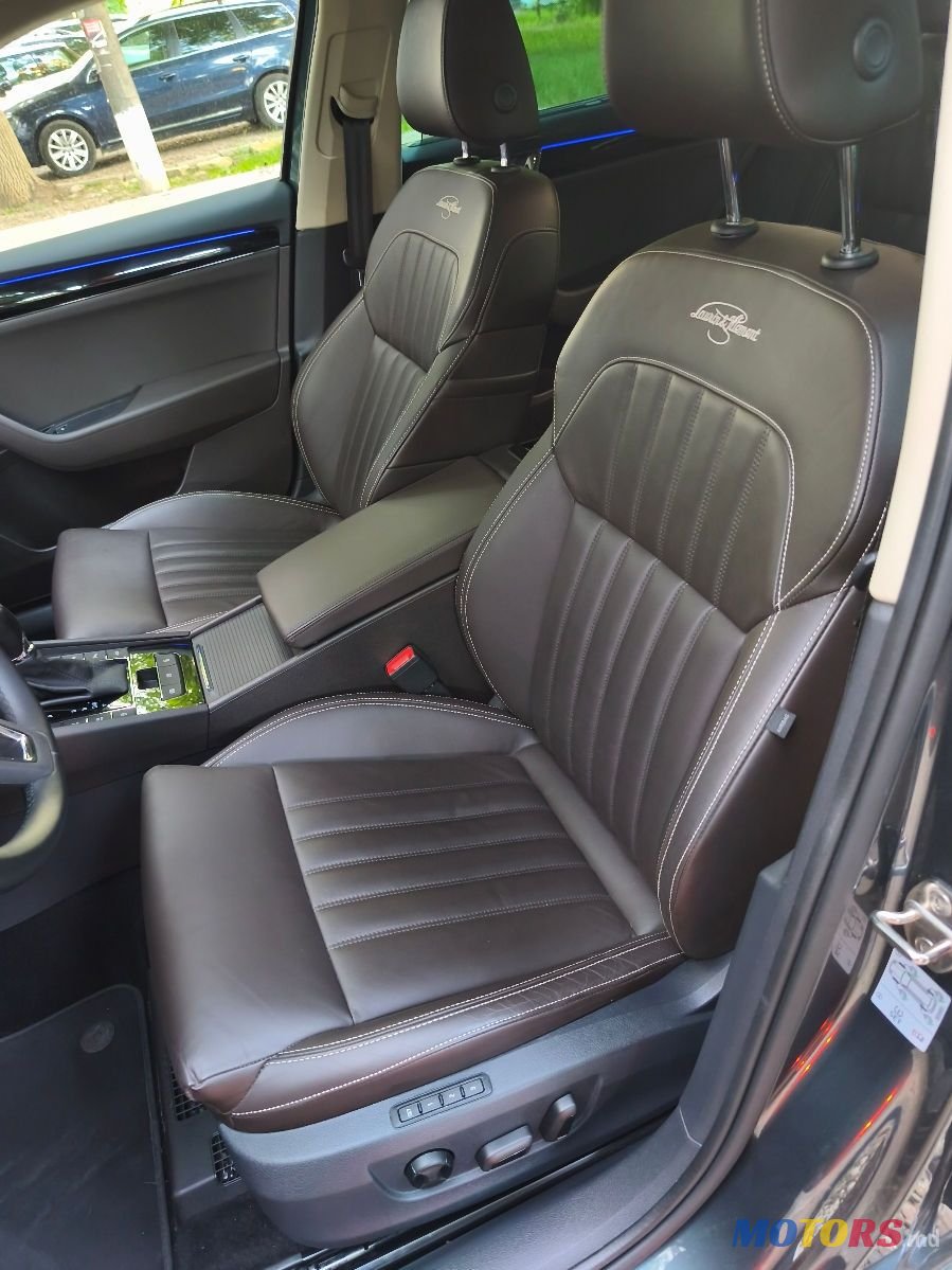 2020' Skoda Superb photo #6