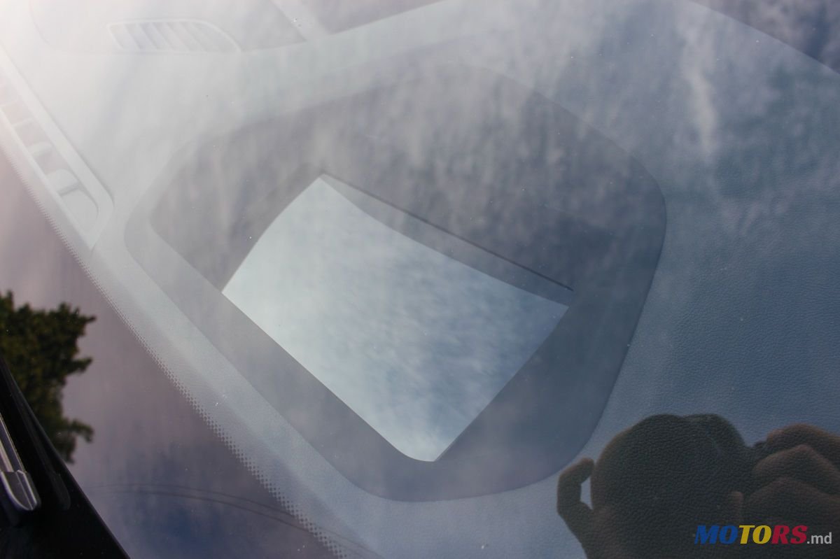 2017' BMW 5 Series photo #6