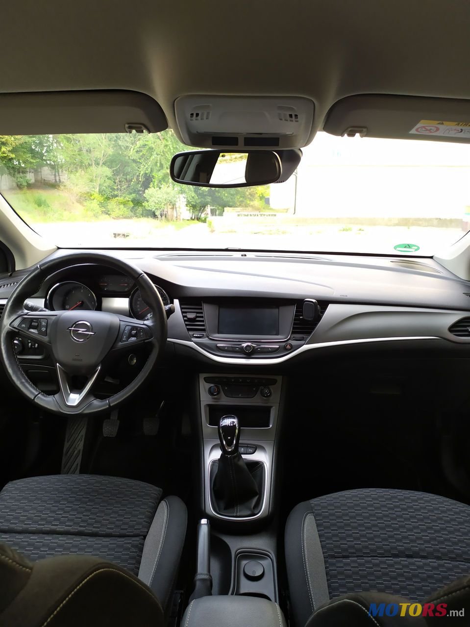 2020' Opel Astra photo #3