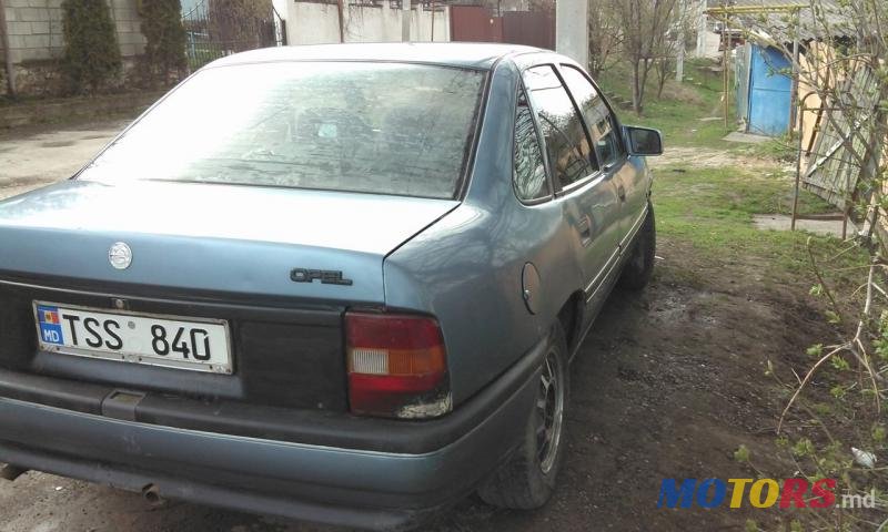 1991' Opel Vectra photo #1