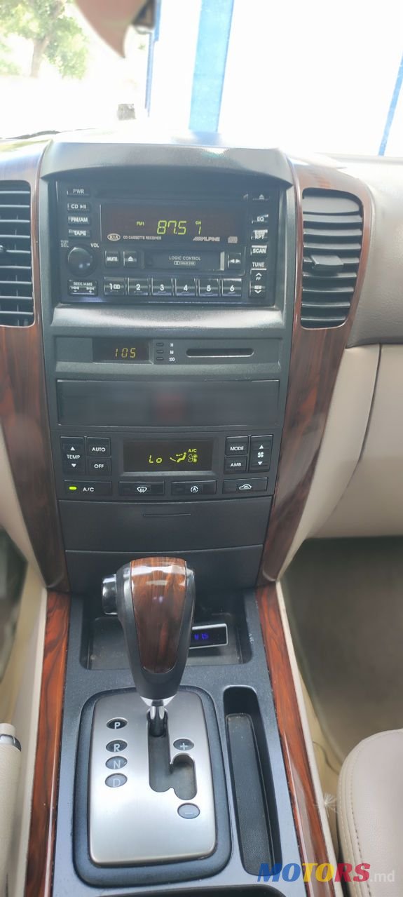 2005' Kia Sorento photo #4