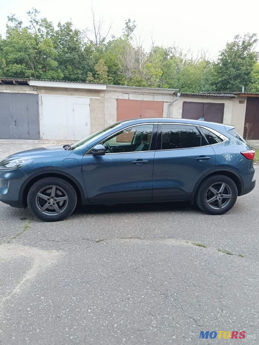 2020' Ford Kuga photo #4