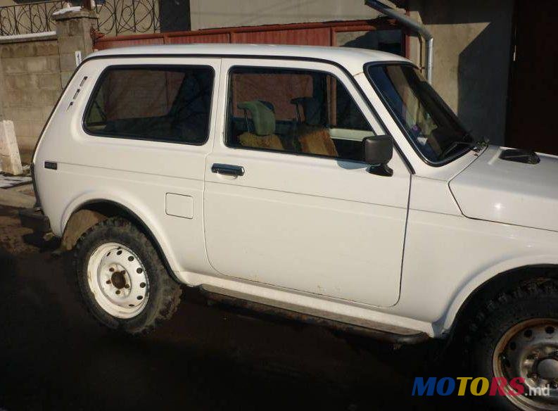 2002' ВАЗ Niva 4X4 photo #2