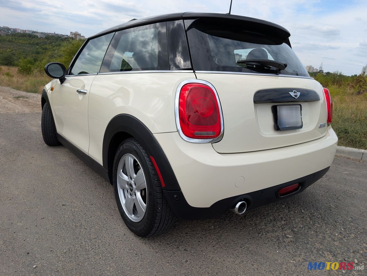 2017' MINI Cooper photo #2