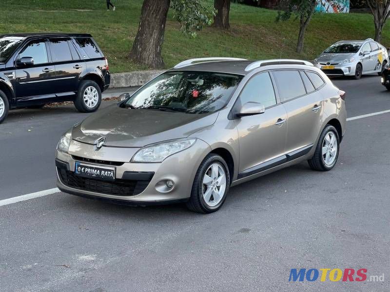 2010' Renault Megane photo #4