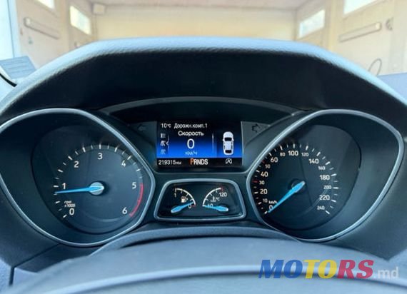 2017' Ford Focus photo #5