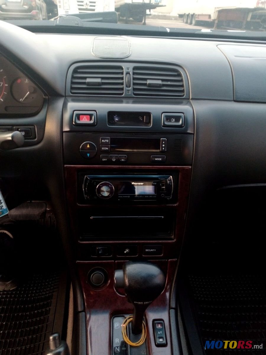 1996' Nissan Maxima photo #3
