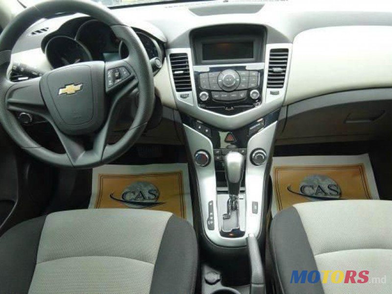 2014' Chevrolet Malibu photo #2