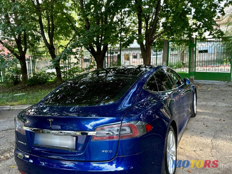 2015' Tesla Model S photo #3