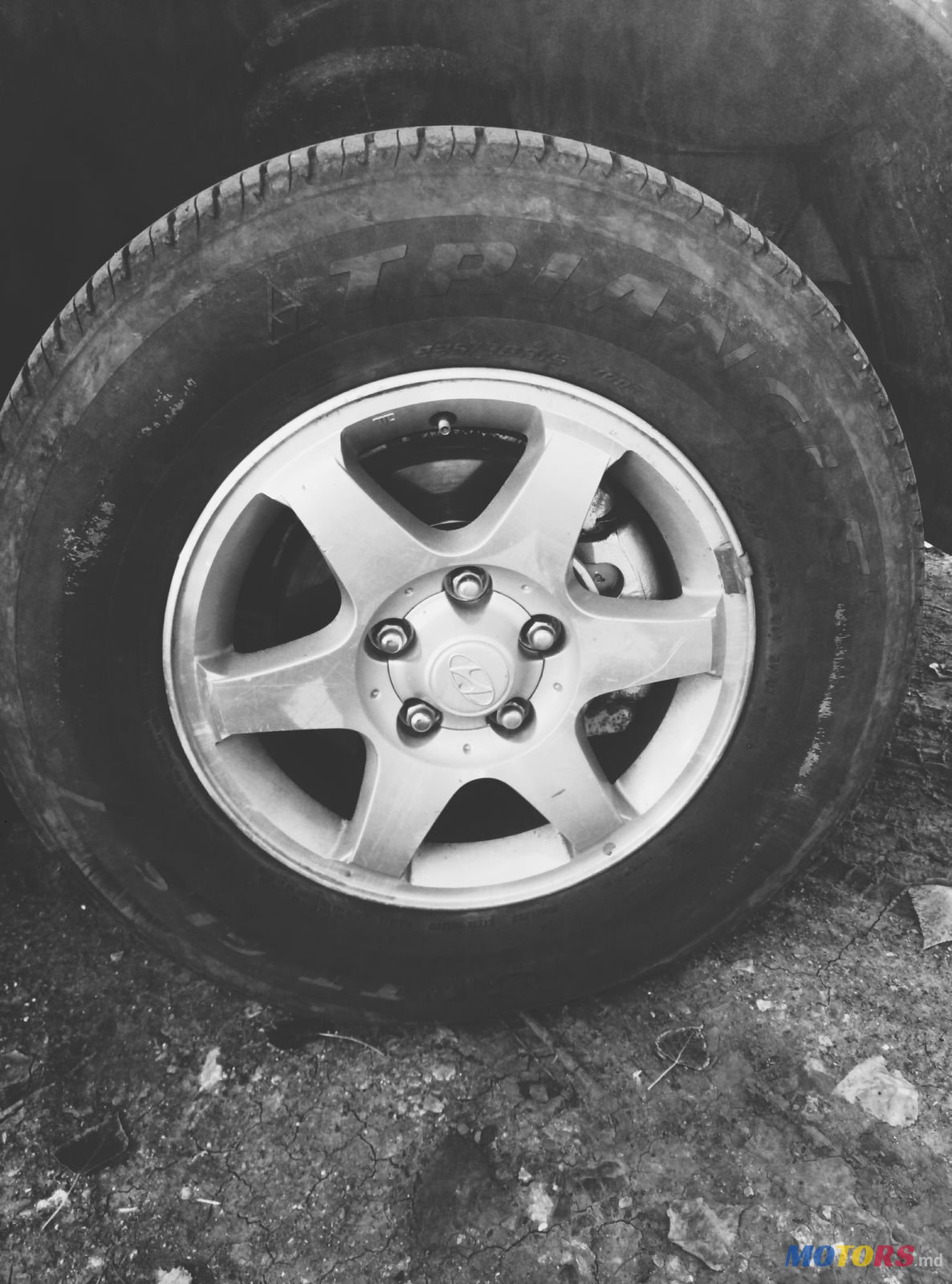 2004' Hyundai Santa Fe photo #3