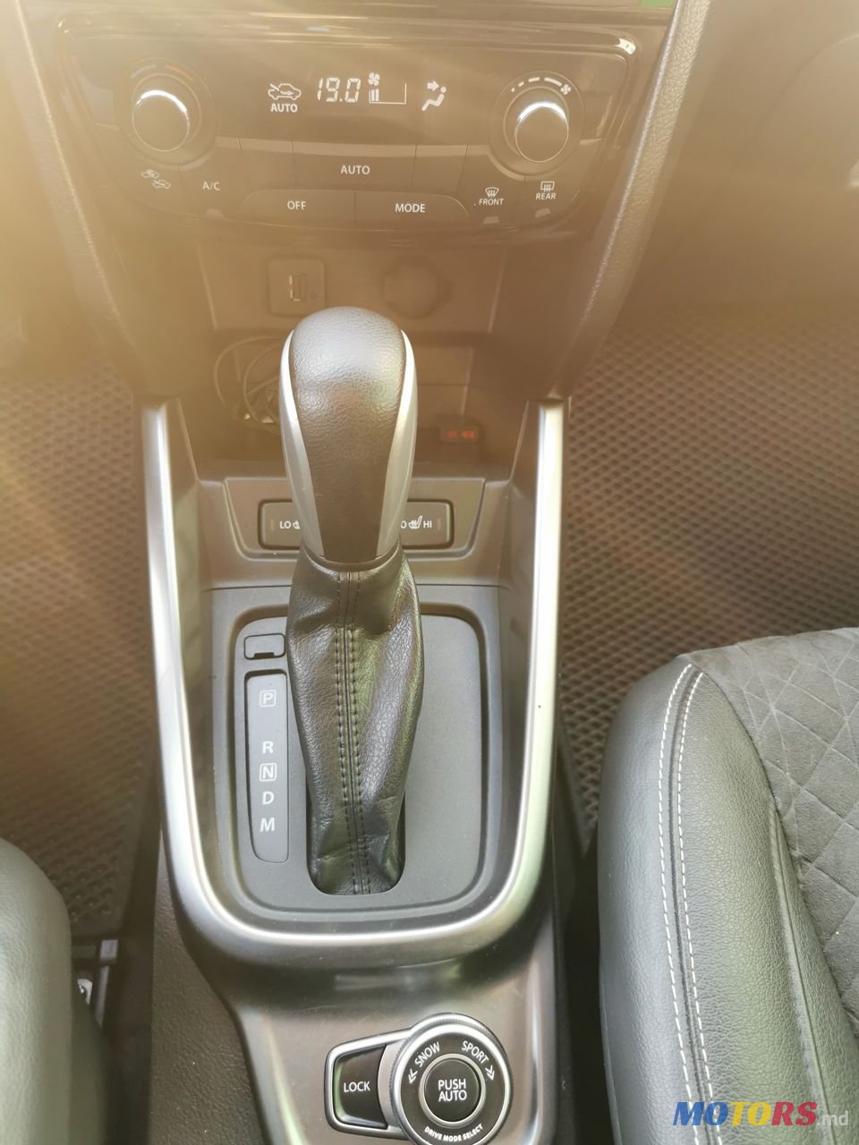 2019' Suzuki Vitara photo #6