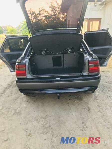 1994' Opel Vectra photo #2