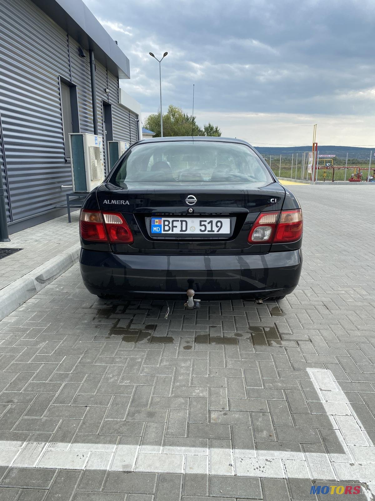 2005' Nissan Almera photo #1