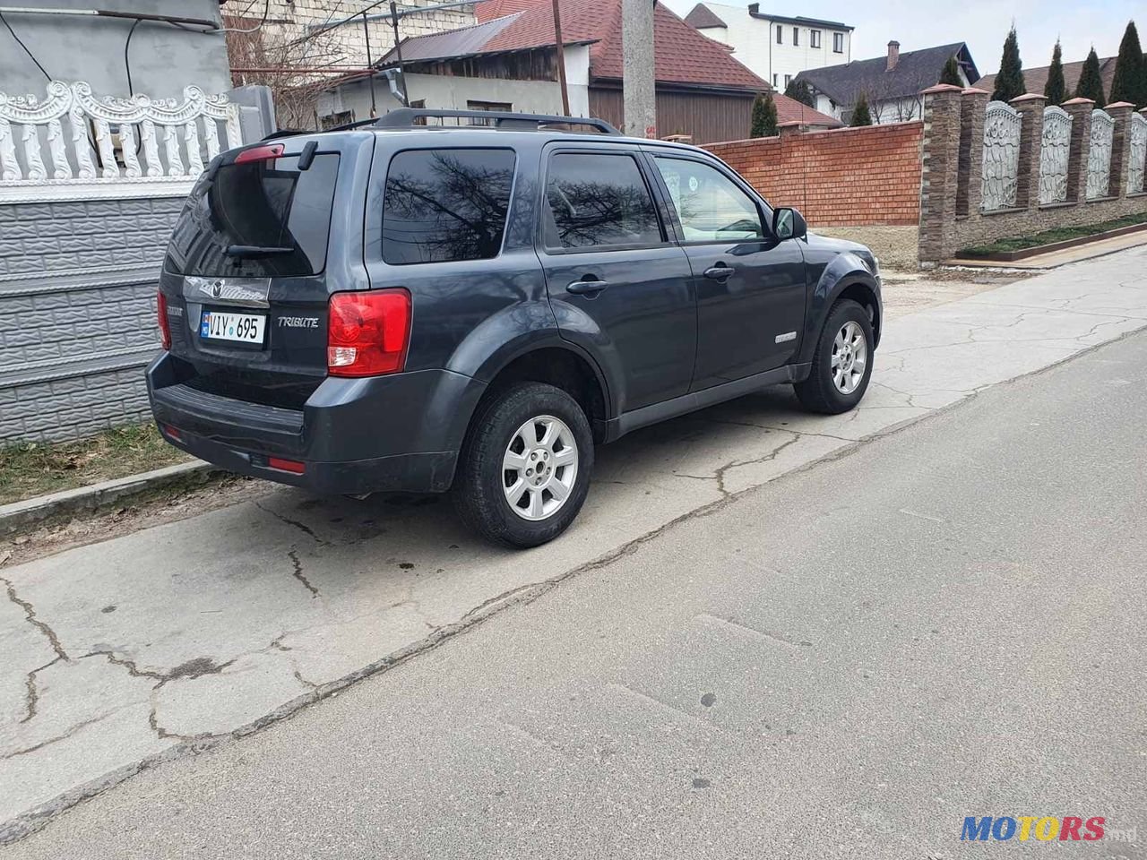 2009' Mazda Tribute photo #3