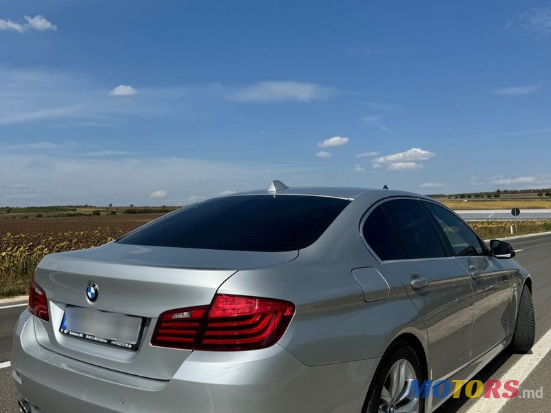 2013' BMW 5 Series photo #4