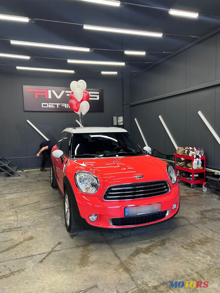 2010' MINI Countryman photo #2