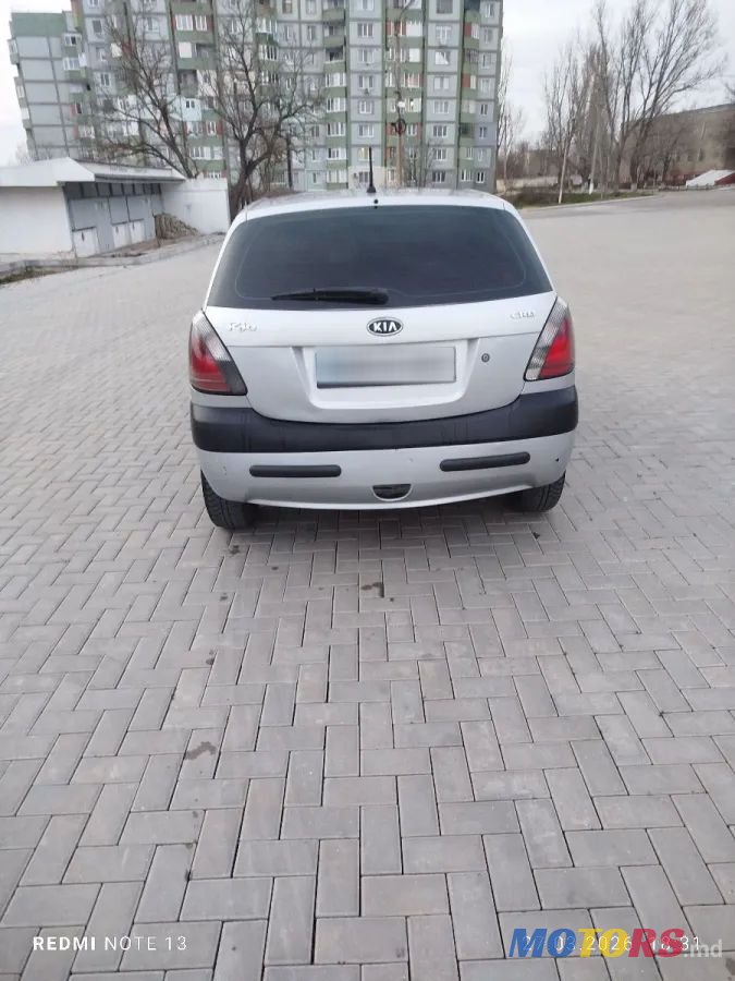 2008' Kia Rio photo #2