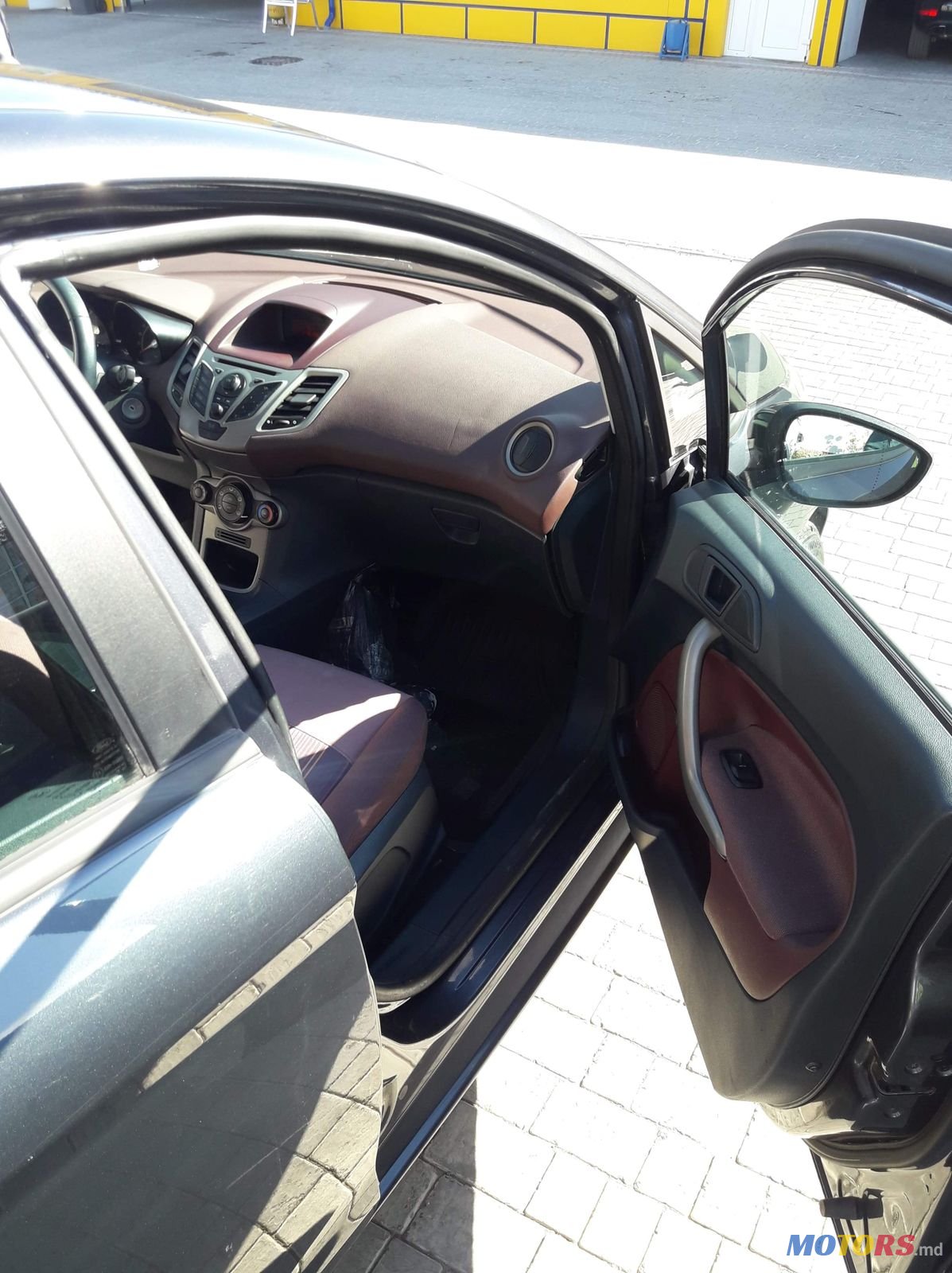 2008' Ford Fiesta photo #5