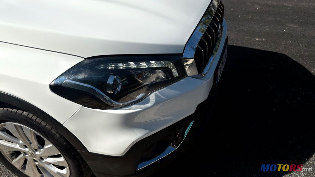 2019' Suzuki SX4 photo #5