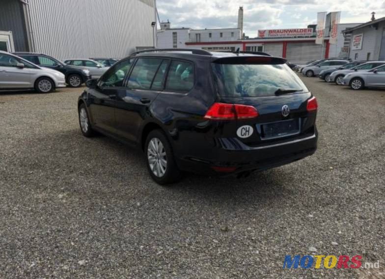 2013' Volkswagen Golf photo #3