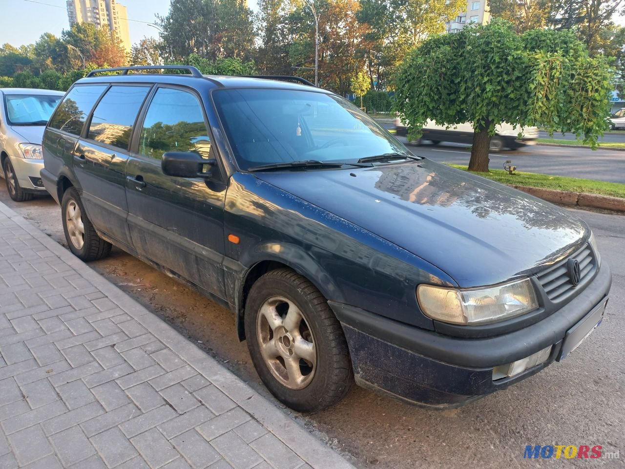 1995' Volkswagen Passat photo #1