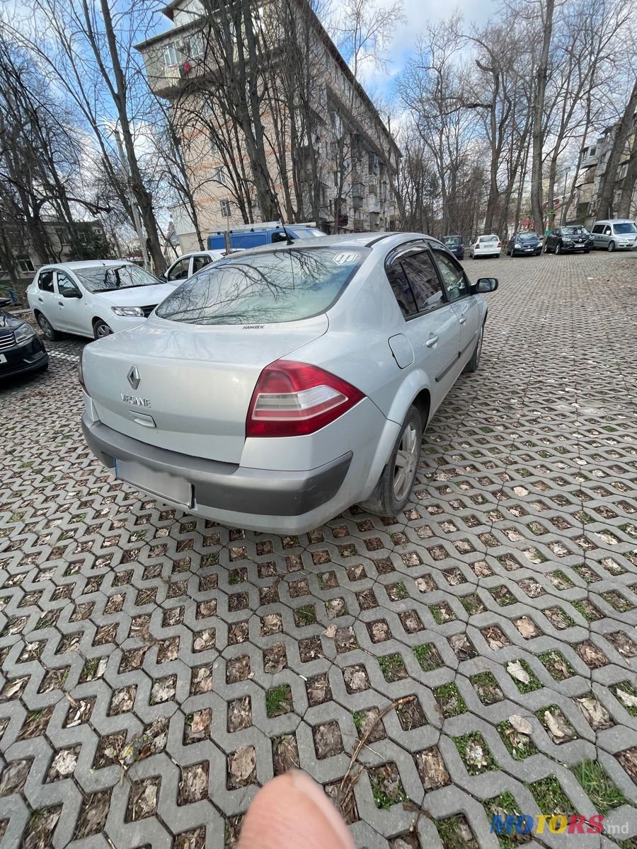 2004' Renault Megane photo #3