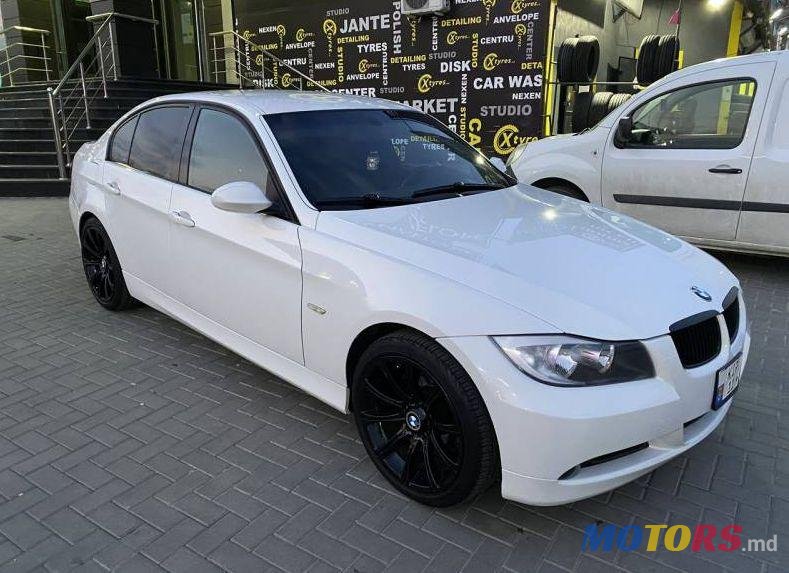 2009' BMW 3 photo #3