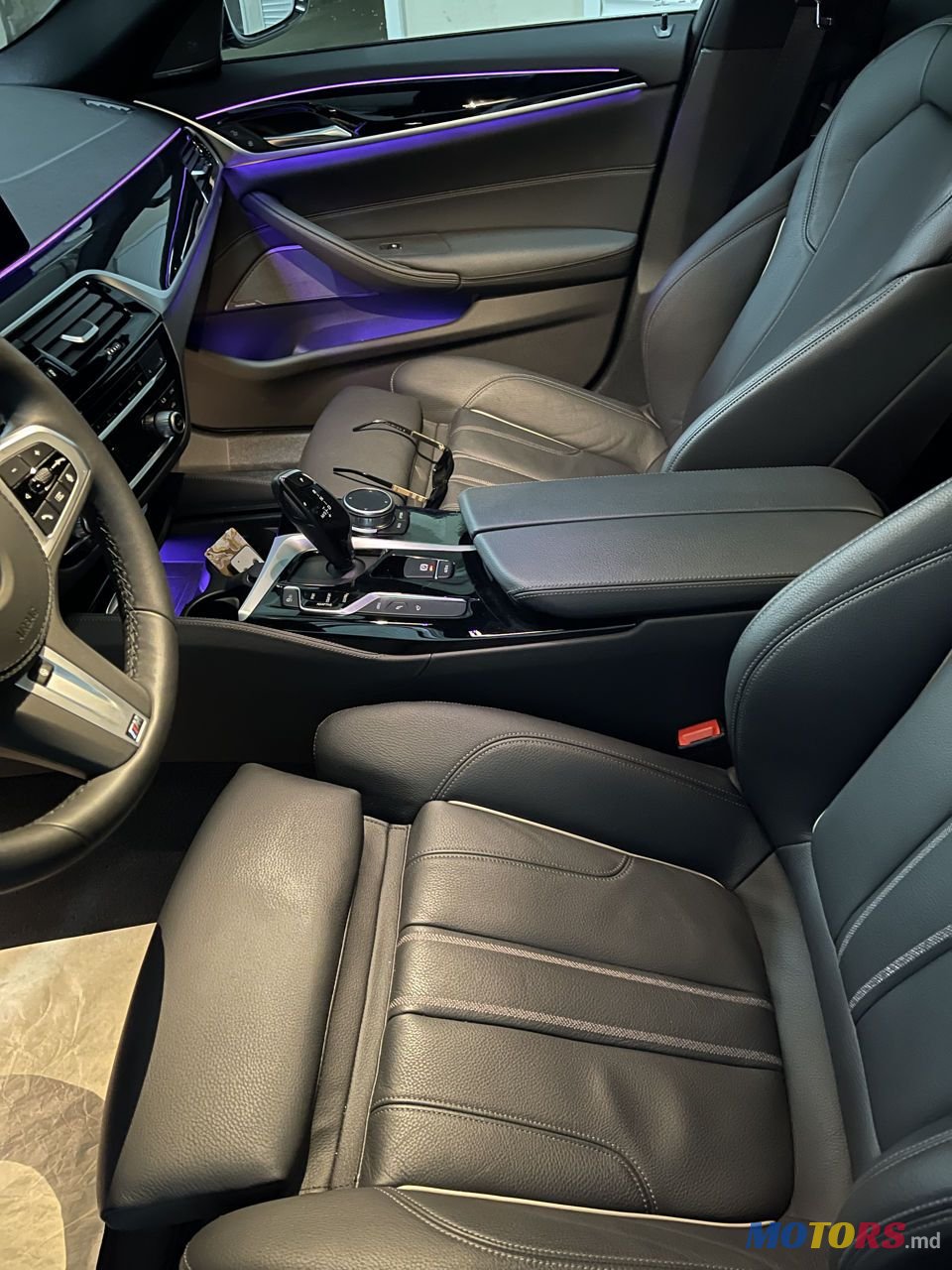 2019' BMW 5 Series photo #2