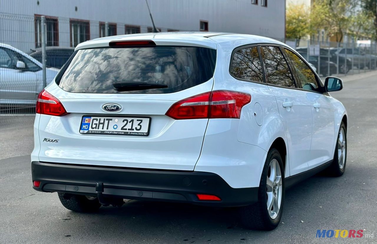 2016' Ford Focus photo #3