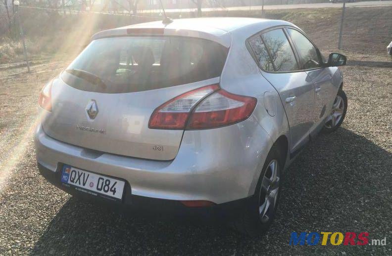 2012' Renault Megane photo #4