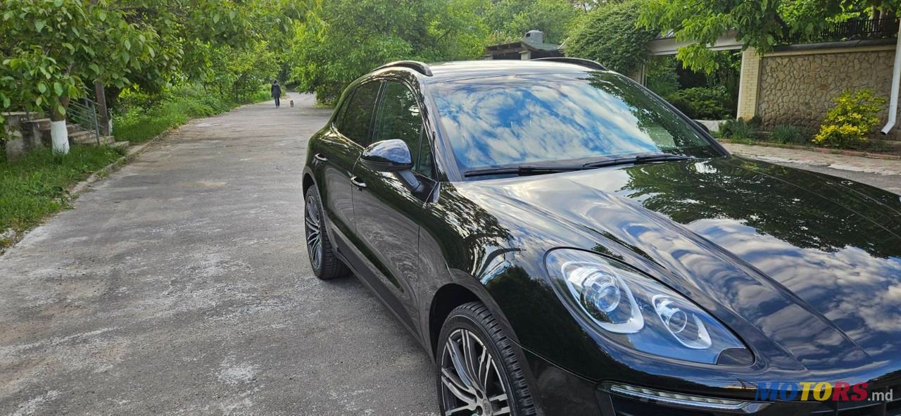 2015' Porsche Macan photo #3