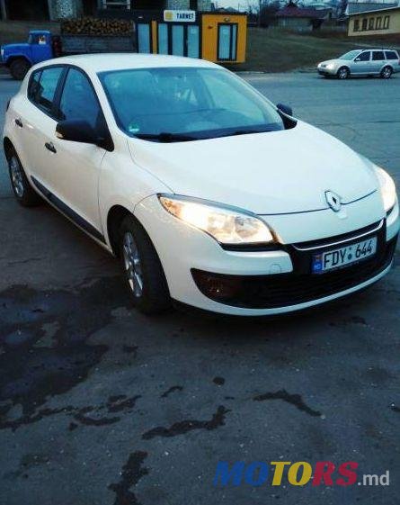 2013' Renault Megane photo #1