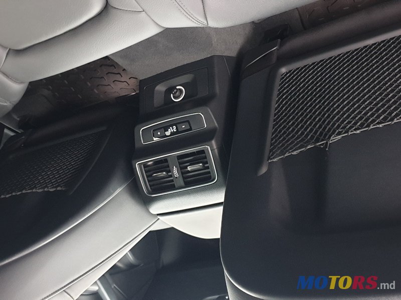 2019' Audi Q5 45 photo #2