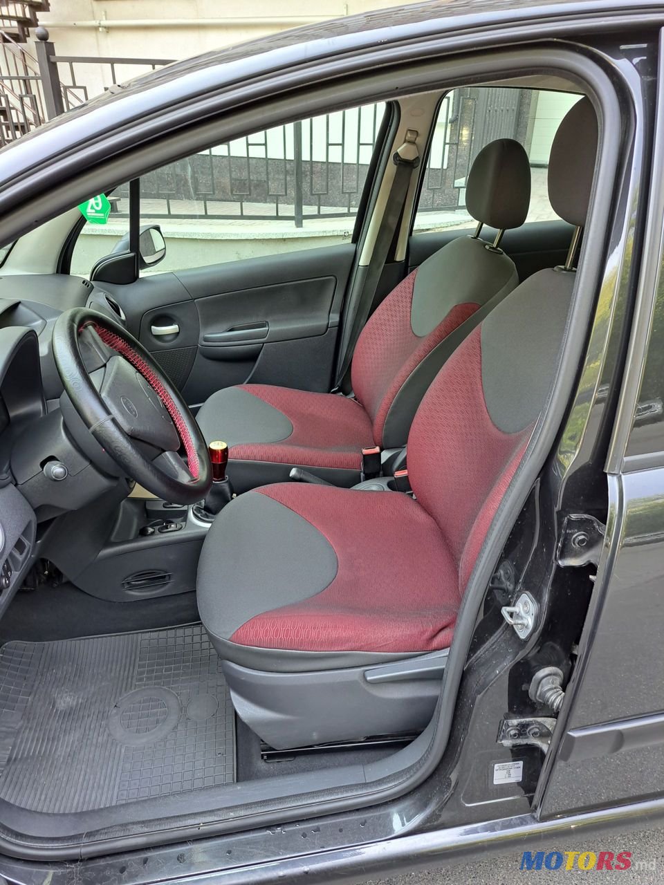 2009' Citroen C3 photo #5