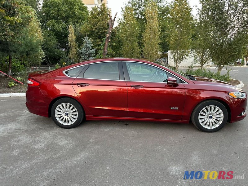 2014' Ford Fusion photo #5