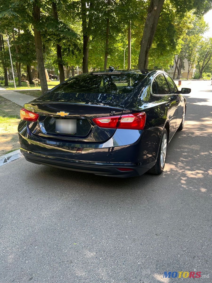 2016' Chevrolet Malibu photo #2
