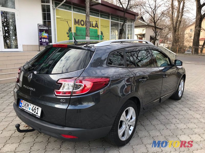 2013' Renault Megane photo #3