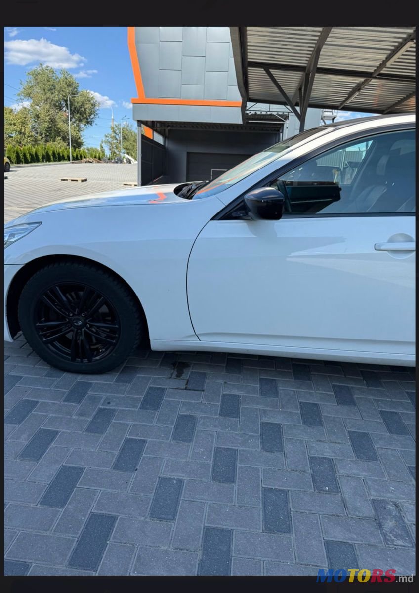 2011' Infiniti G photo #1