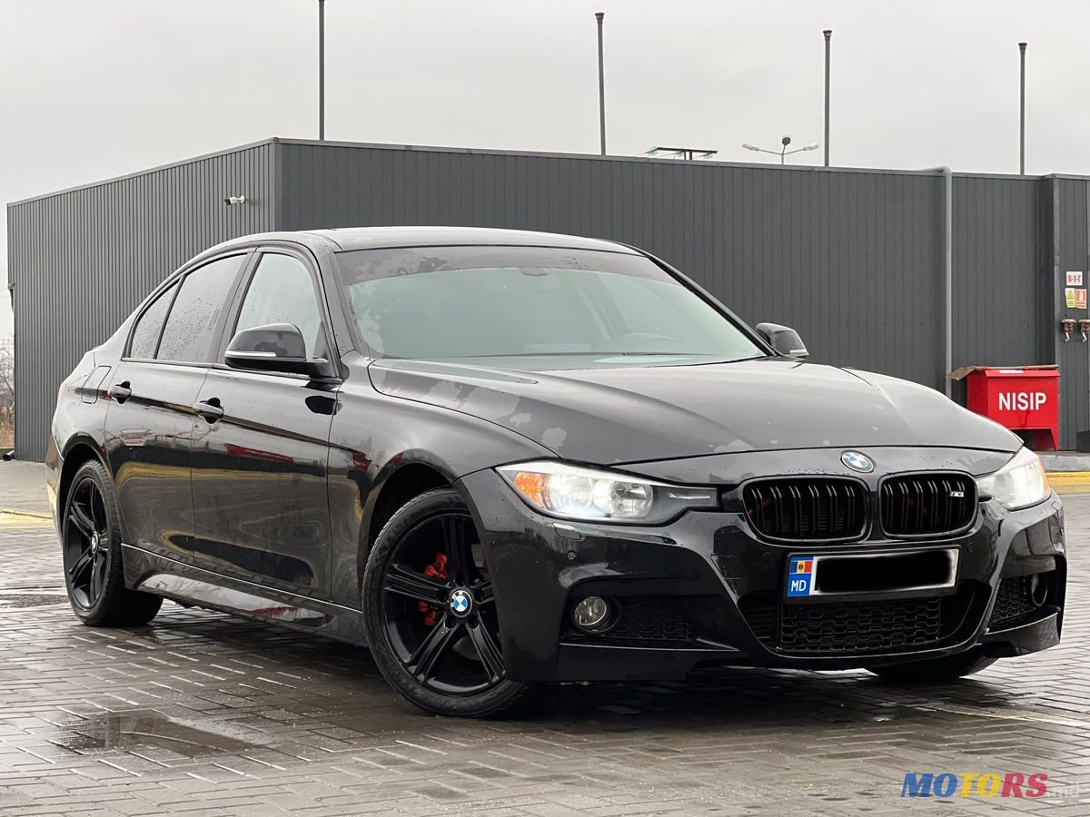 2013' BMW 3 Series photo #2