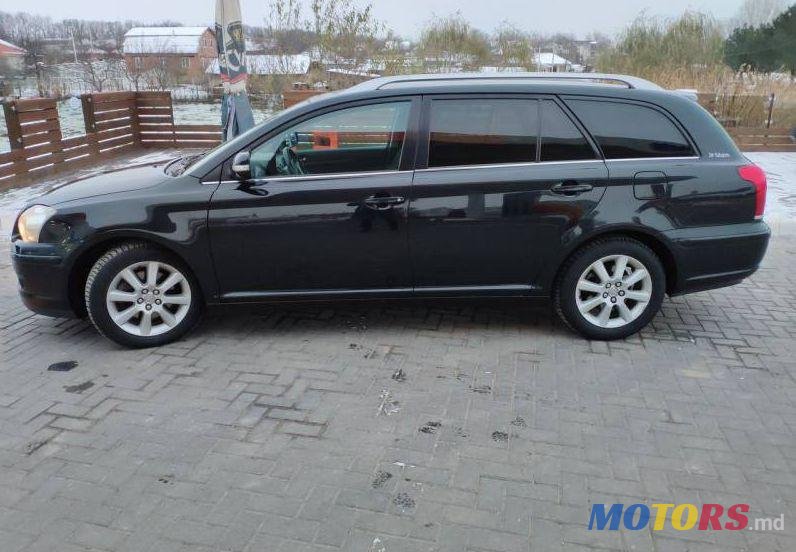 2008' Toyota Avensis photo #1